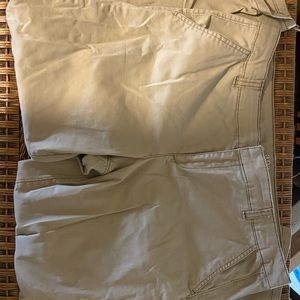 Ana Cropped Chino DONATING SOON!!